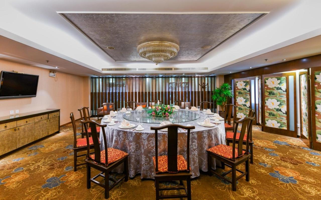 Xi'An Dajing Castle Hotel Bell Tower & Yongning Gate Exterior photo