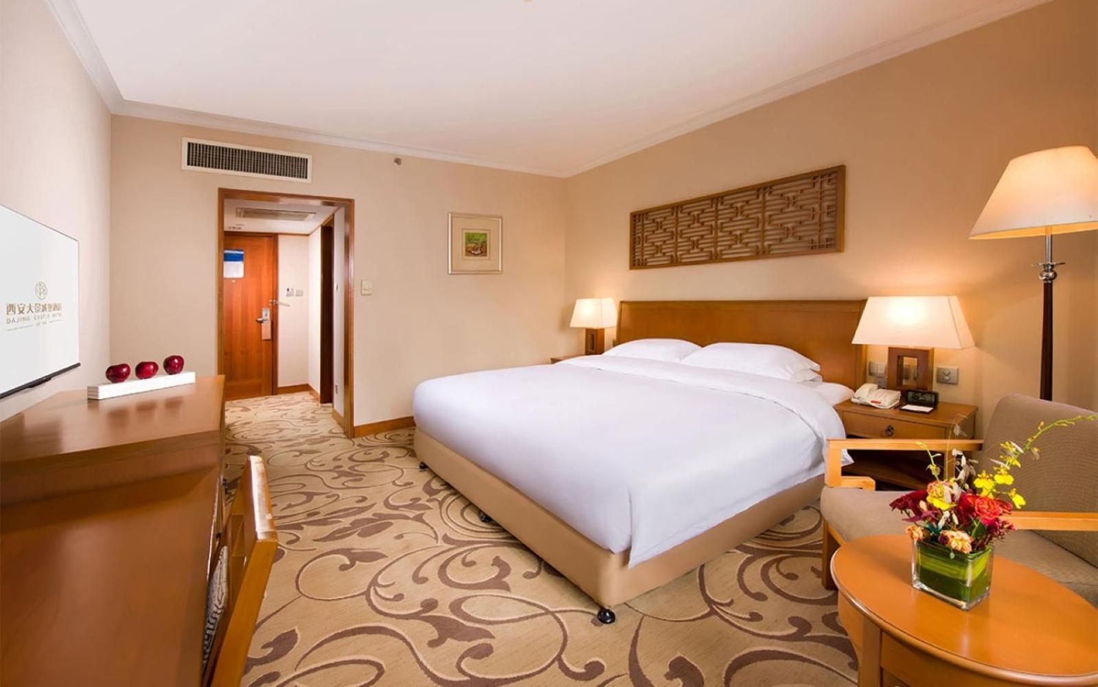 Xi'An Dajing Castle Hotel Bell Tower & Yongning Gate Exterior photo